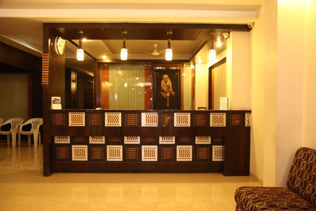 Hotel Sai Ramanand Shirdi Exterior photo